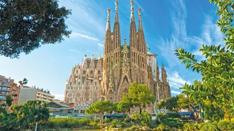 BCN112_Kurlaub-Costa-Dorada_content_1920x1080px_Sagrada-Familia-in-Barcelona-placeholder
