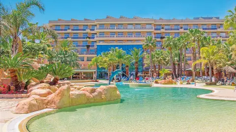 BCN112_Kurlaub-Costa-Dorada_content_1920x1080px_Hotelbild_Palas-Pineda_Pool02-placeholder