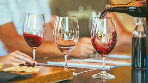 Weinprobe mit Verkostung & Snack-placeholder