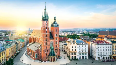 Historisches Zentrum Krakaus mit Marienkirche-placeholder