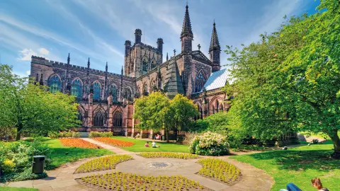 MAN111_Nordengland-Wales-IsleOfMan_Kathedrale_in_Chester-placeholder