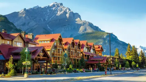 YYC111_Traummhaftes_Kanada_content_1920x1080px_Banff-placeholder