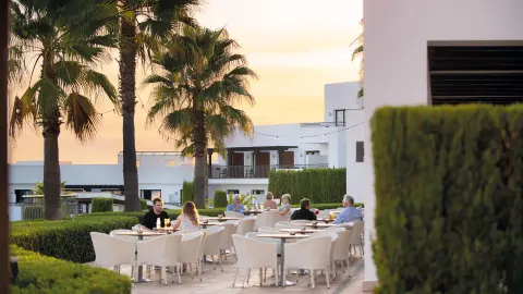 ESL111_unterwegs-an-der-costa-de-la-luz_fuerte-el-rompido-bar-noble-terraza-placeholder